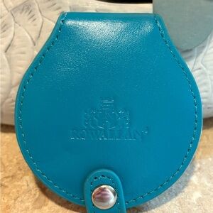 Rowallan Turquoise Leather Coin Holder